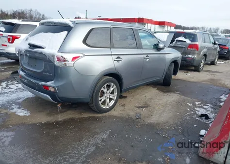 2015 Mitsubishi Outlander Se z USA, uszkodzony, nr VIN JA4AZ3A30FZ005153